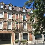Logis & Le Florence Hotel Saint-Quentin (Aisne)