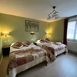Logis & Le Florence 2*