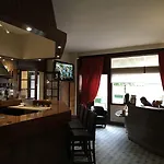 Logis & Le Florence 2* Сен-Кантен