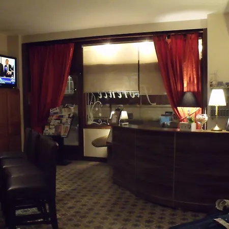 Hotel & Le Florence Saint-Quentin (Aisne)