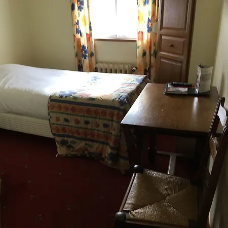 Szálloda Logis & Le Florence