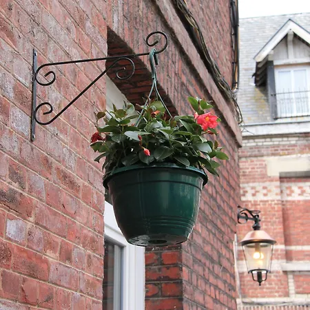 Logis & Le Florence Saint-Quentin